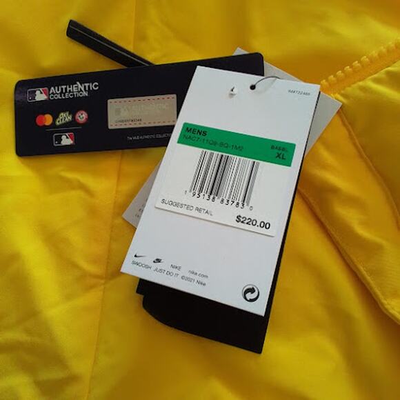 Nike MLB Authentic Boston Red Sox City Connect Dugout Jacket Yellow XL NWT - Picture 2 of 9